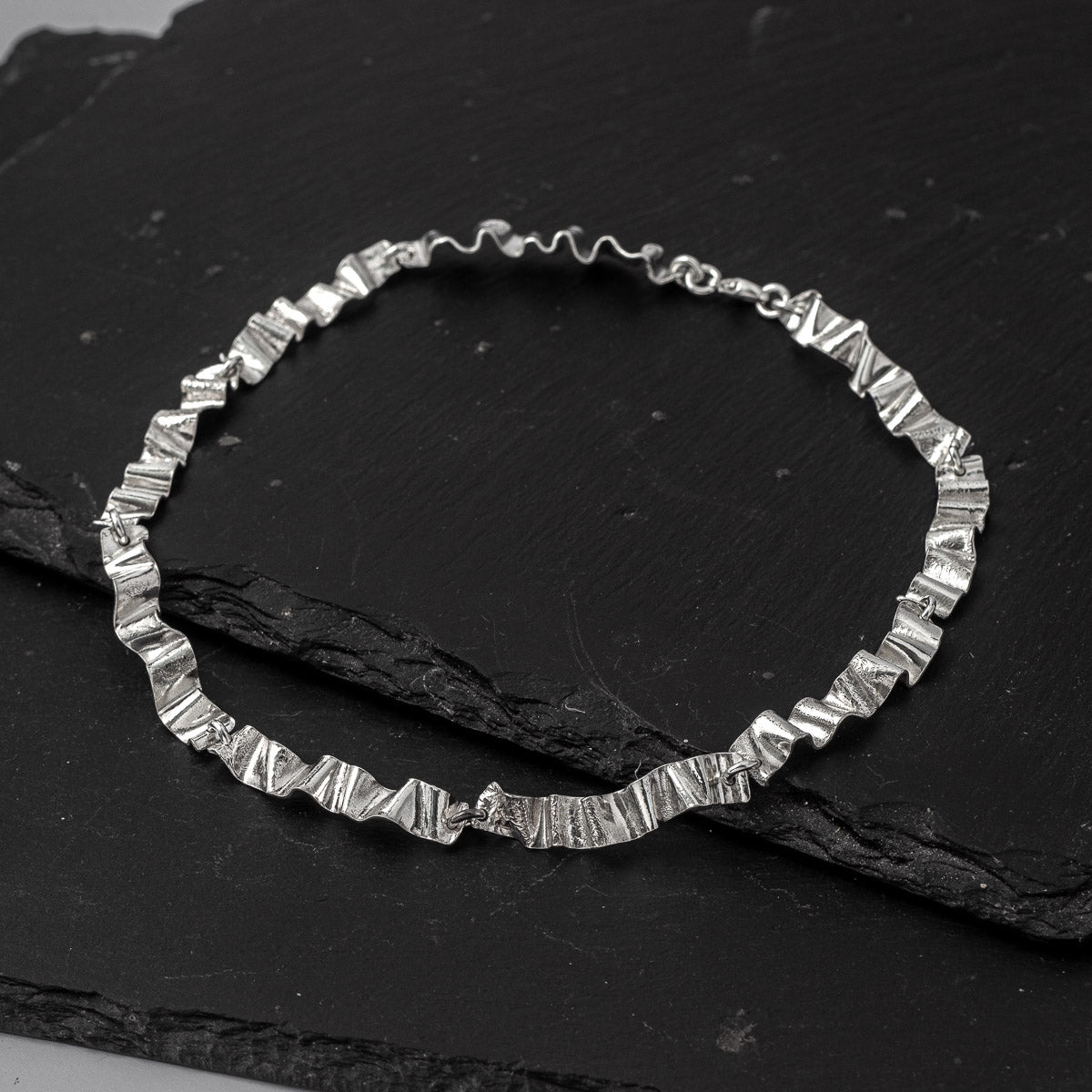 Ribbon Silver Necklace - Narrow by Silverfish